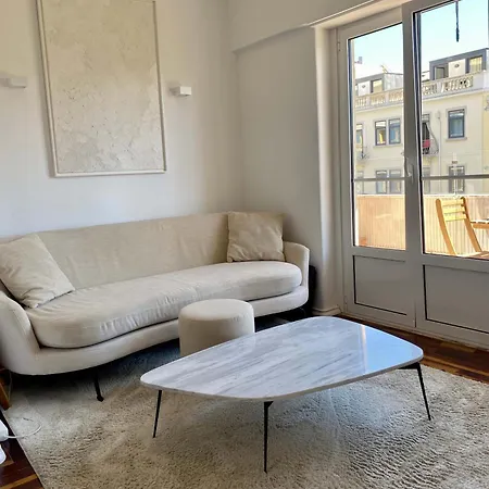 Out Saldanha Apartman Lisboa